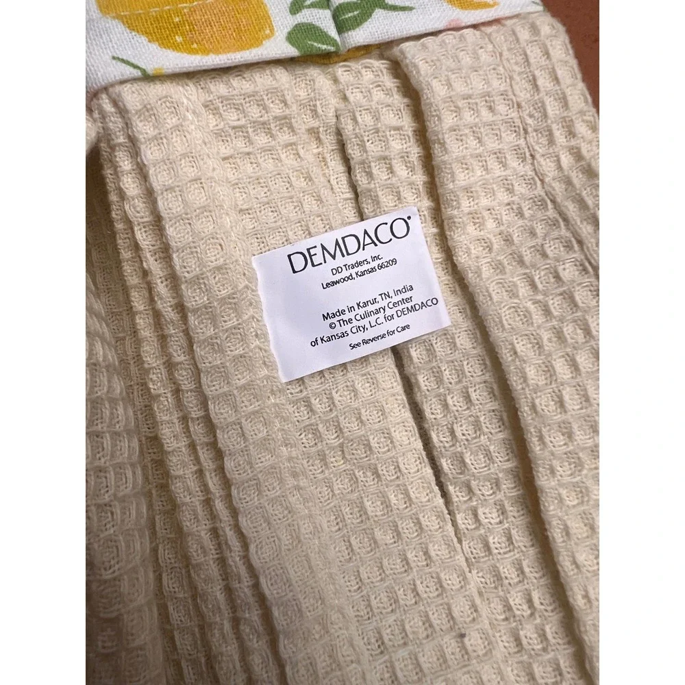 DEMDACO Squeeze The Day Lemon Kitchen Boa Cotton Waffle Knit Tea Towel 104180797